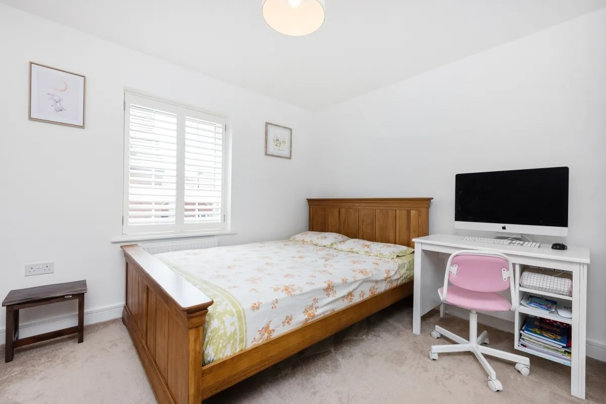 Griffiths Close Bushey WD23, photo 7