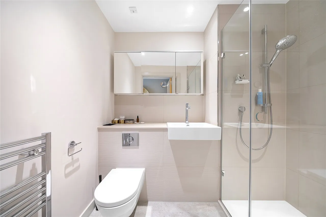 Sutherland Street, London, SW1V, photo 9