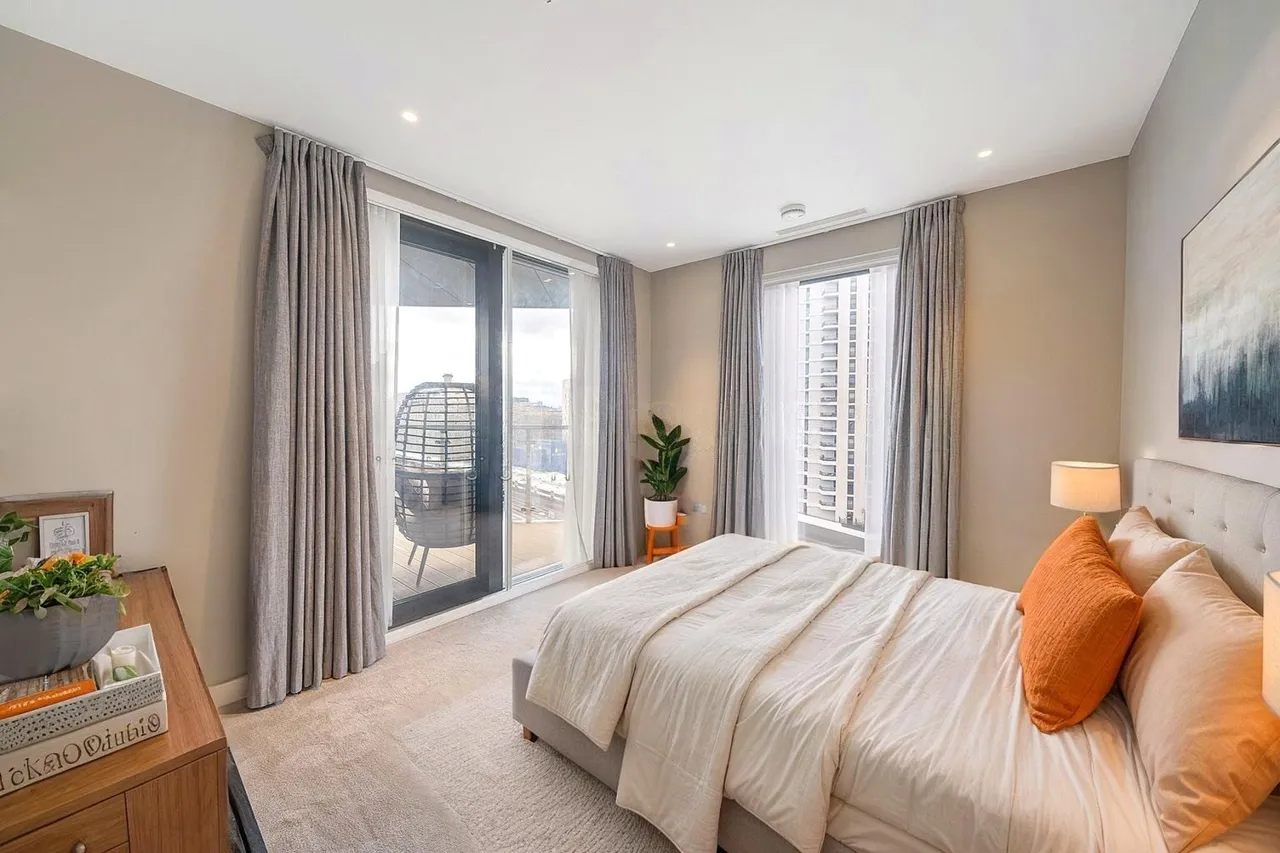 Sutherland Street, London, SW1V, photo 7