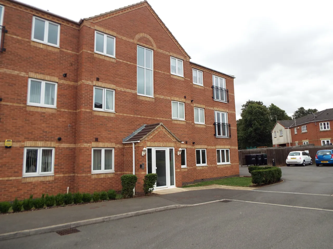 2 bed flat to rent — Ashleigh Avenue, Sutton in Ashfield, NG17