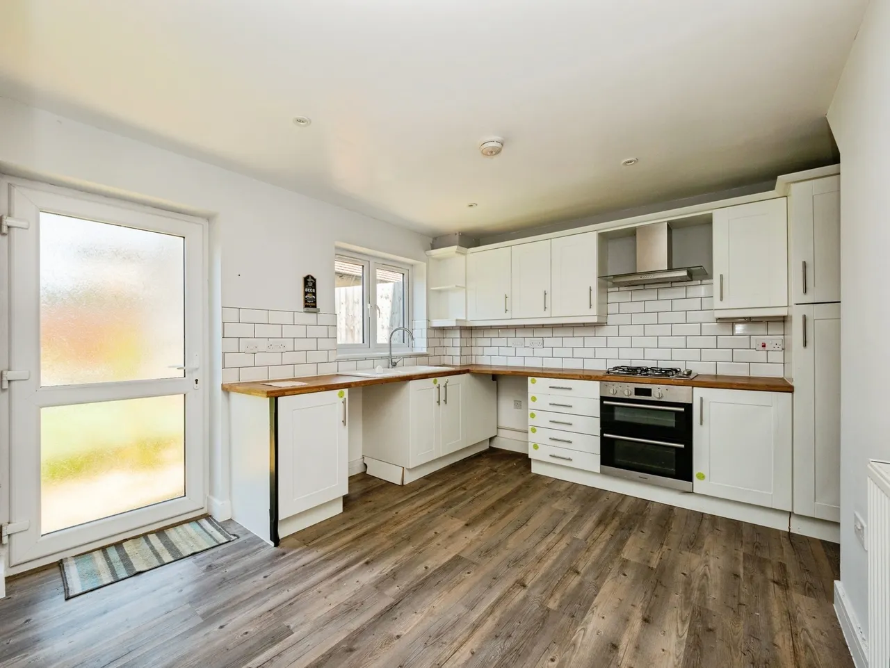 West Field Road, Weymouth, DT4, photo 4