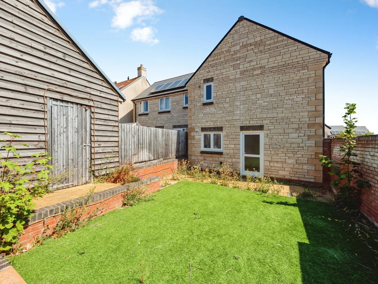 West Field Road, Weymouth, DT4, photo 10