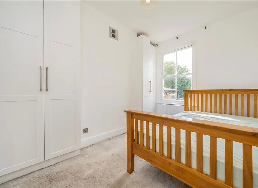 Wrigglesworth Street, New Cross, SE14, photo 4