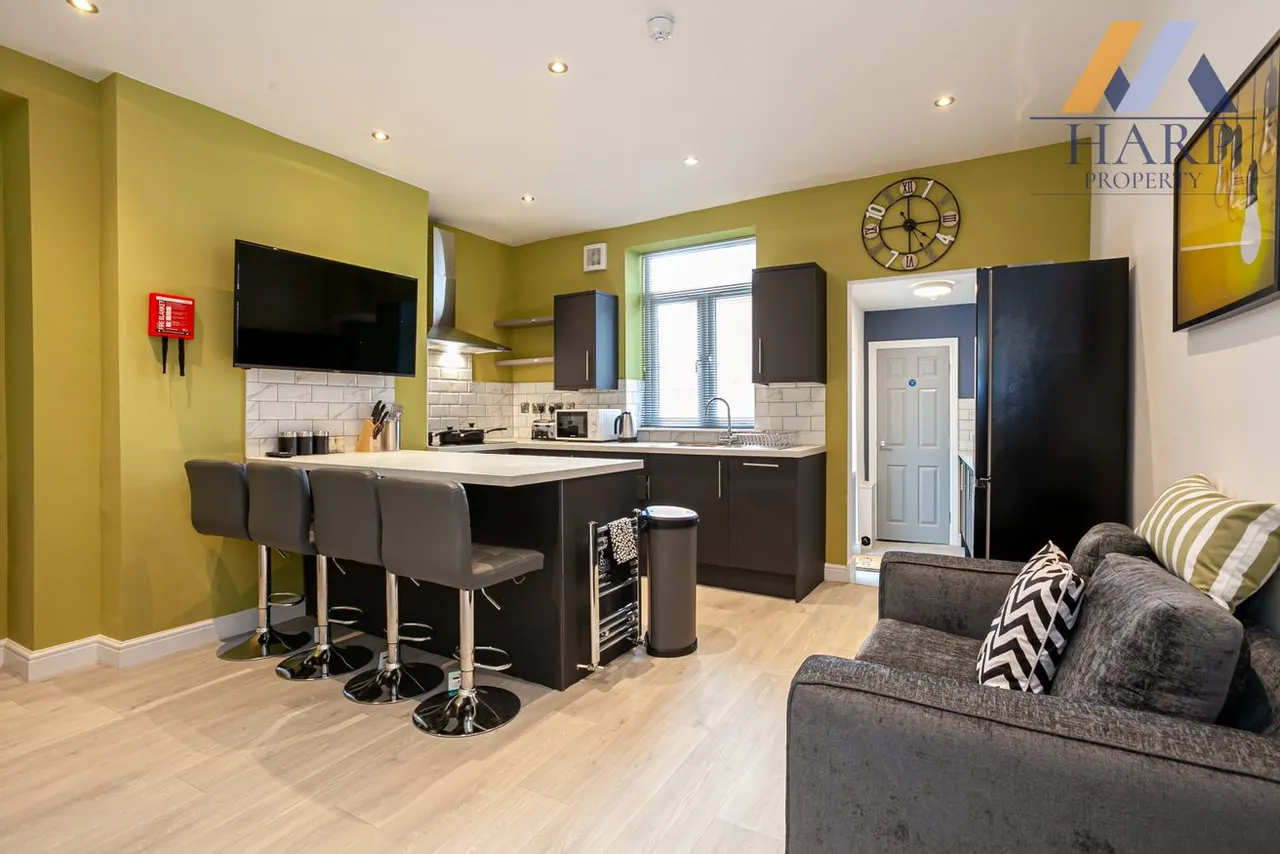 Tottington Road, Bury, BL8, photo 4