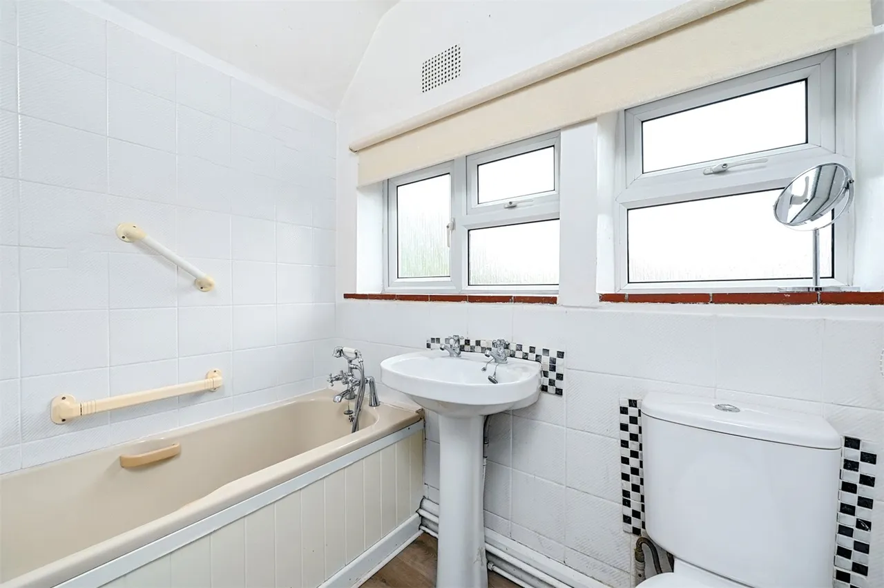 Frimley Road, Ash Vale, Guildford, Surrey, GU12 5PP, photo 13