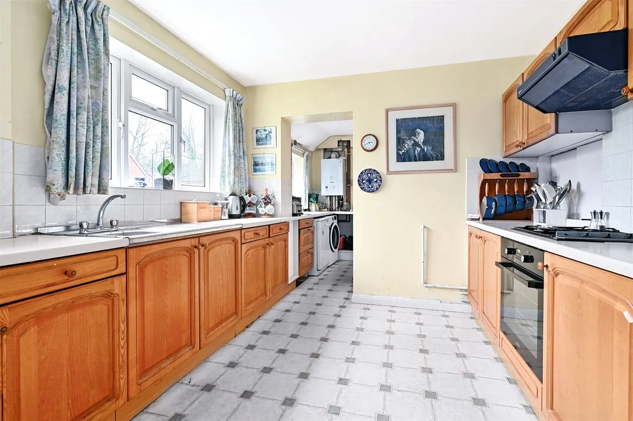 Frimley Road, Ash Vale, Guildford, Surrey, GU12 5PP, photo 5