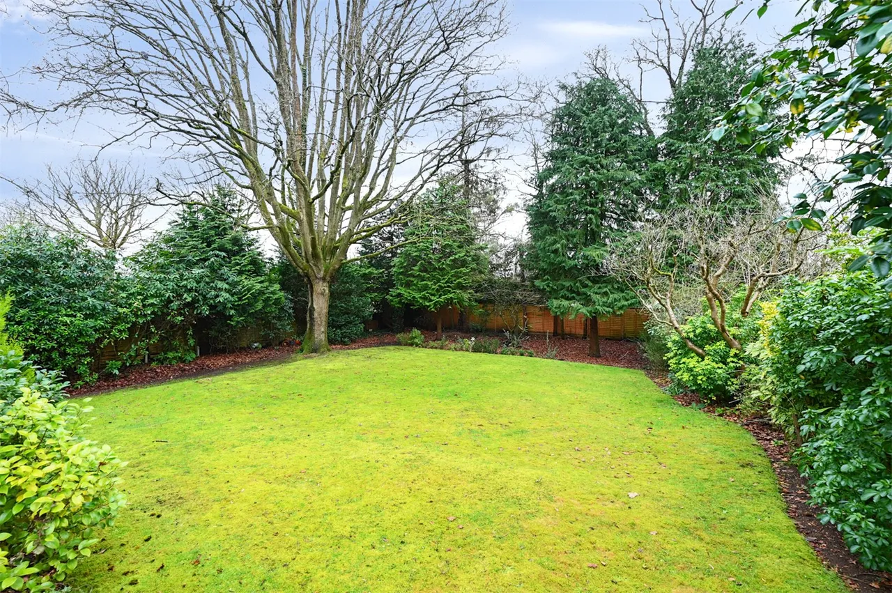 Frimley Road, Ash Vale, Guildford, Surrey, GU12 5PP, photo 16