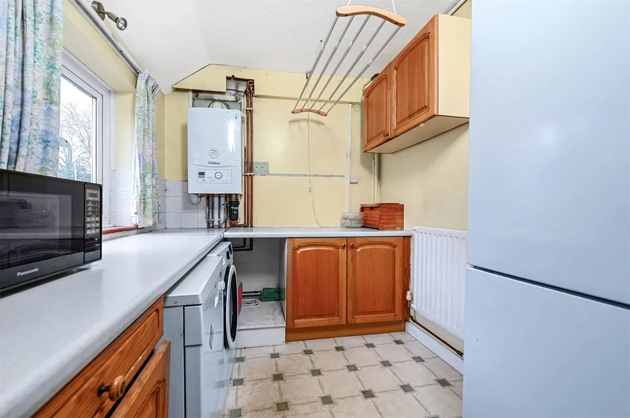 Frimley Road, Ash Vale, Guildford, Surrey, GU12 5PP, photo 6