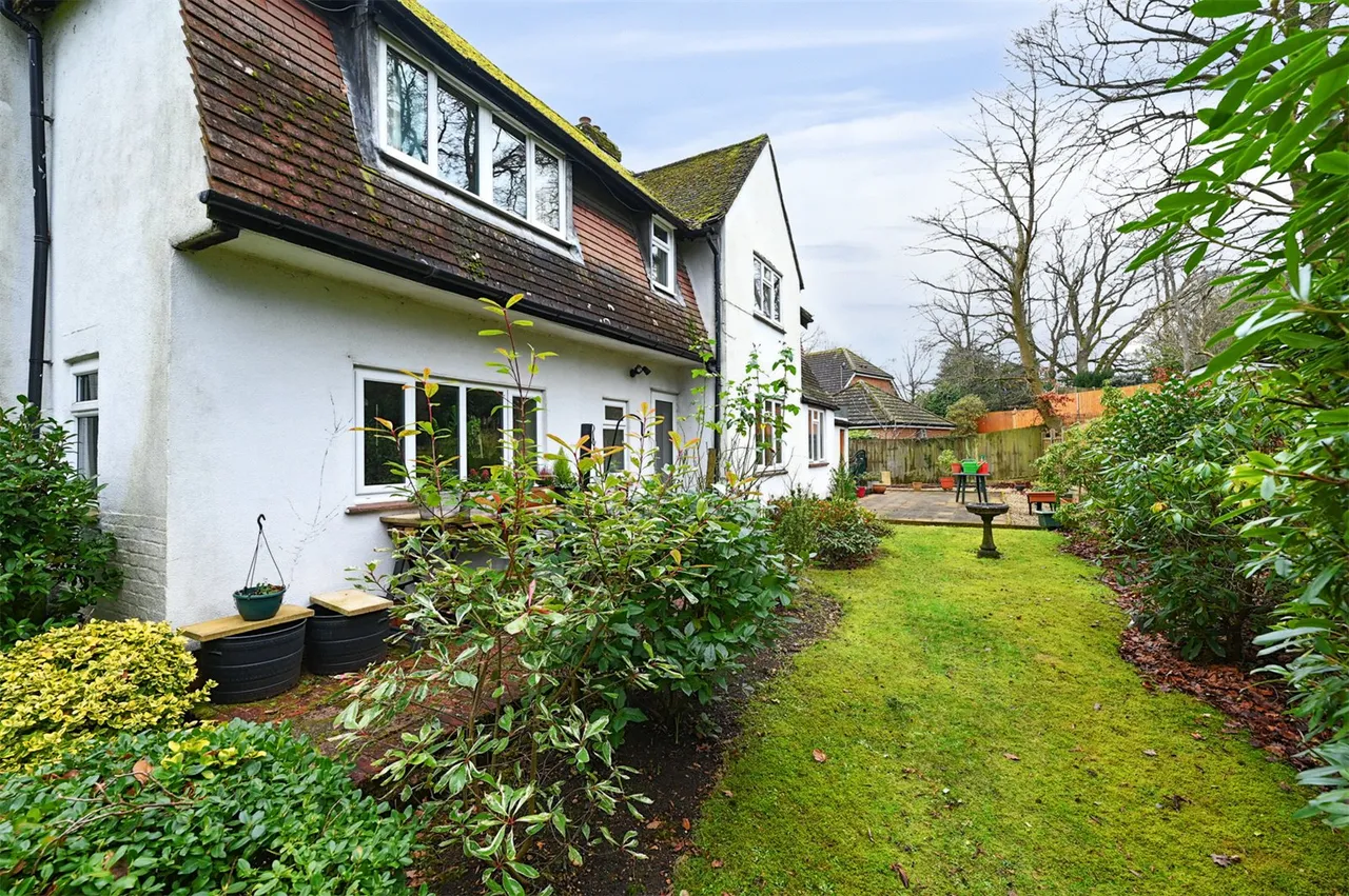 Frimley Road, Ash Vale, Guildford, Surrey, GU12 5PP, photo 10
