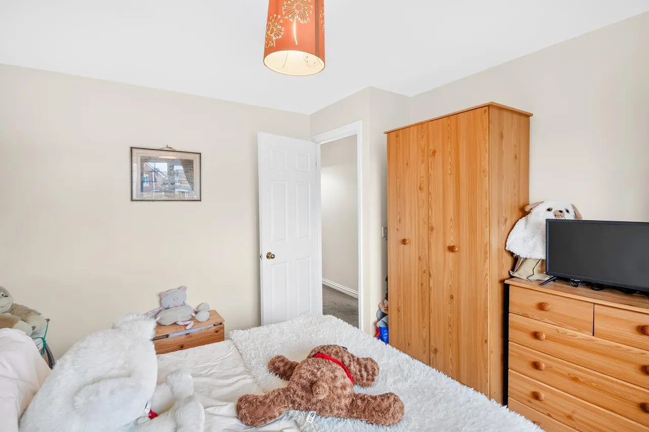 Glen Court, Castleford, WF10, photo 18