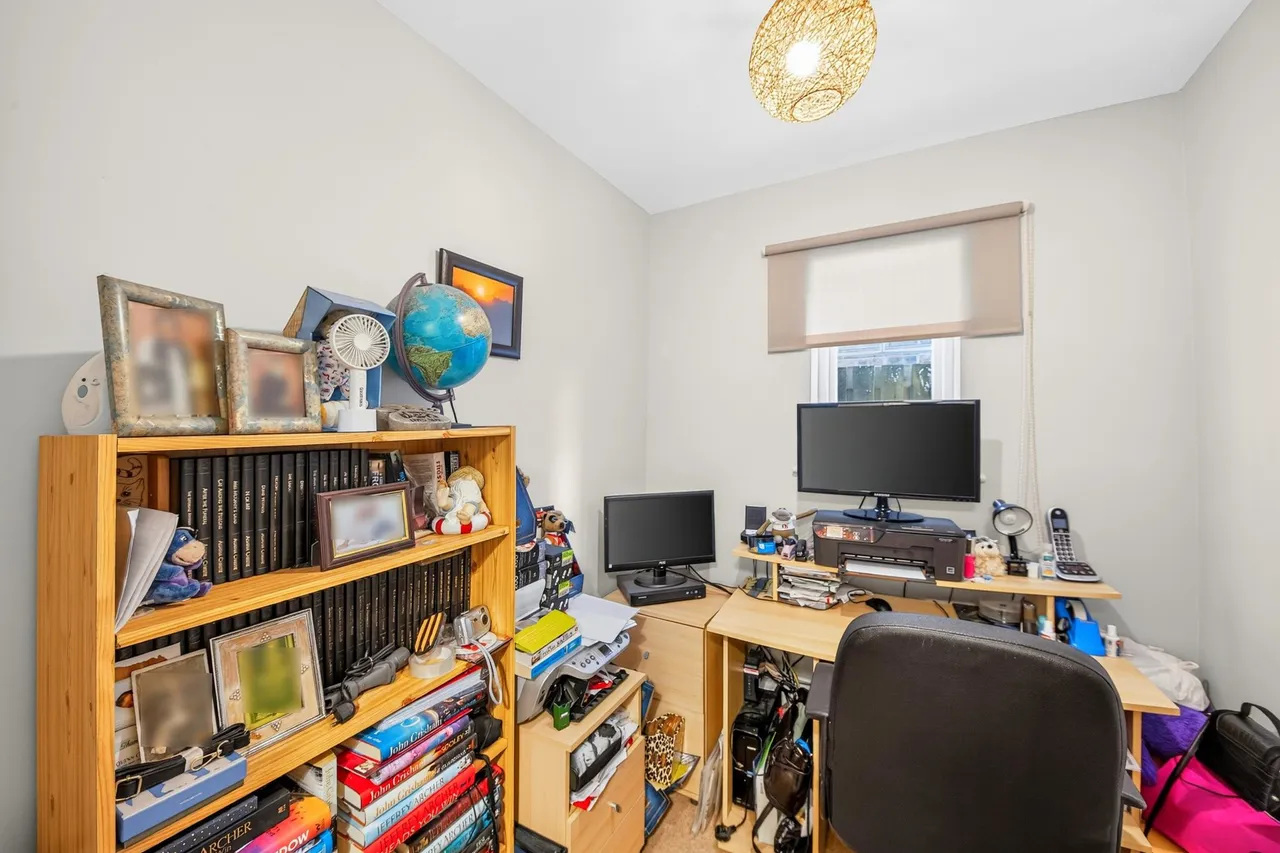 Glen Court, Castleford, WF10, photo 22