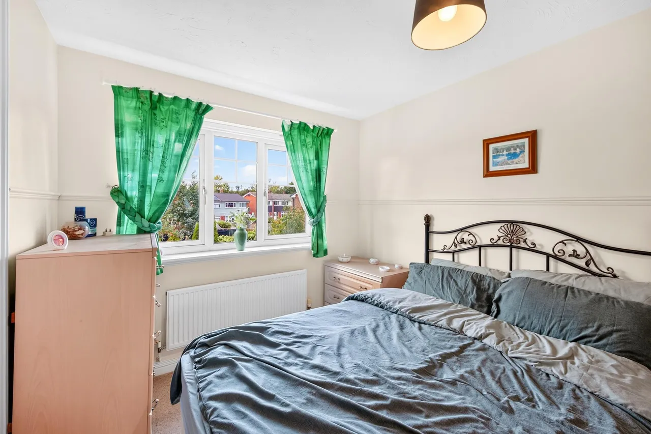 Glen Court, Castleford, WF10, photo 20