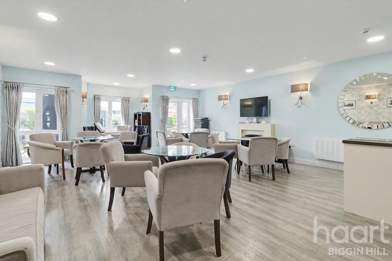 Church Road, Biggin Hill, TN16, photo 2
