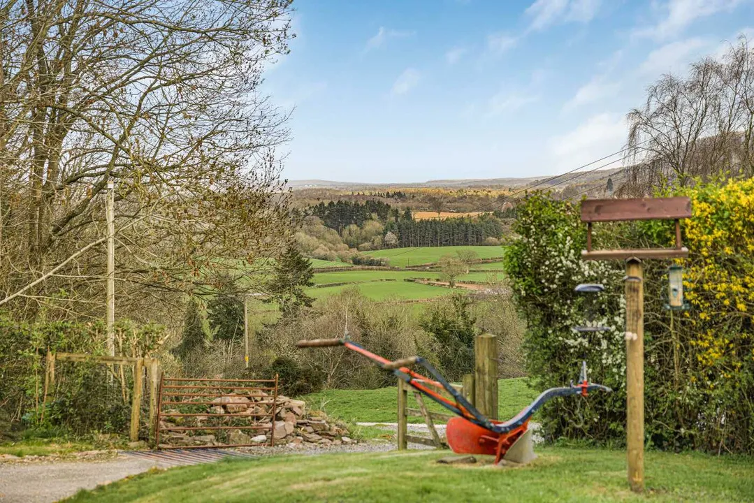 Bronllys Cottage with approx. 4.5 acres, Bredwardine, Herefordshie, photo 3