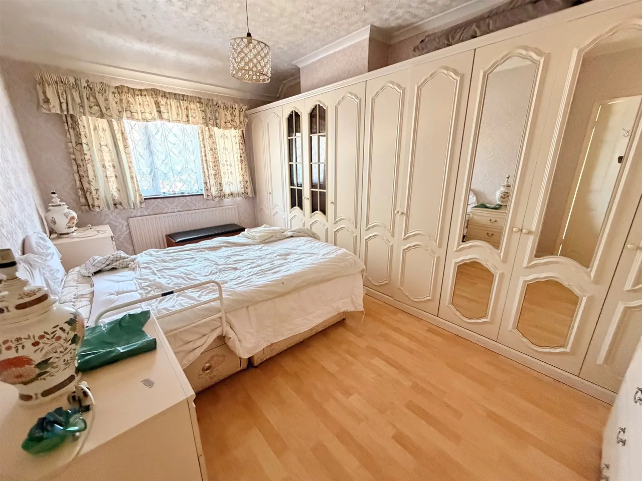 Becontree Avenue, Dagenham, Essex RM8 2TR, photo 8