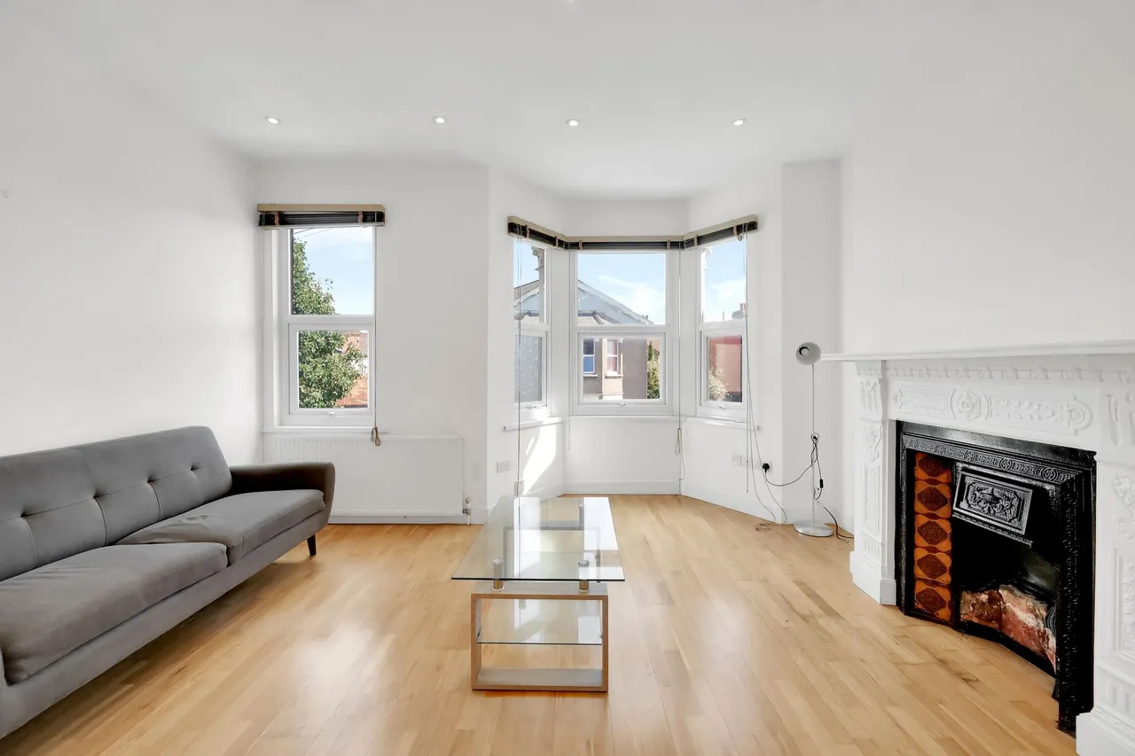 Chapter Road, London, NW2, photo 7