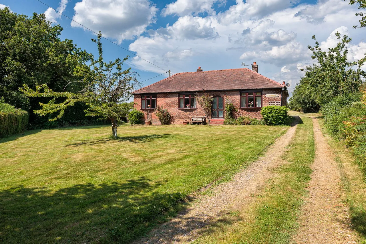 Clotton, Tarporley, photo 3