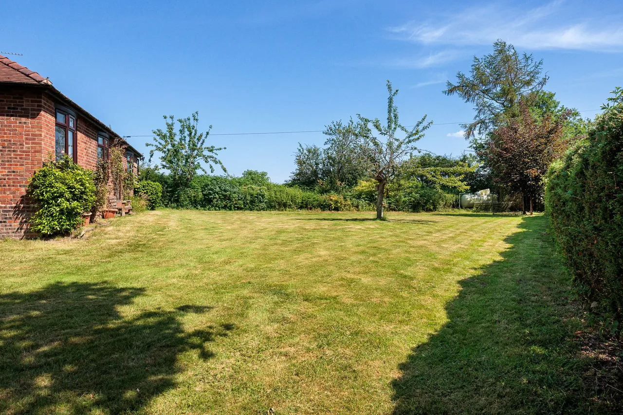 Clotton, Tarporley, photo 12