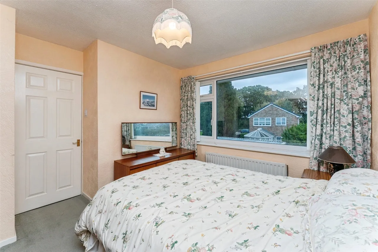 Chestnut Avenue, Great Sutton, CH66, photo 16