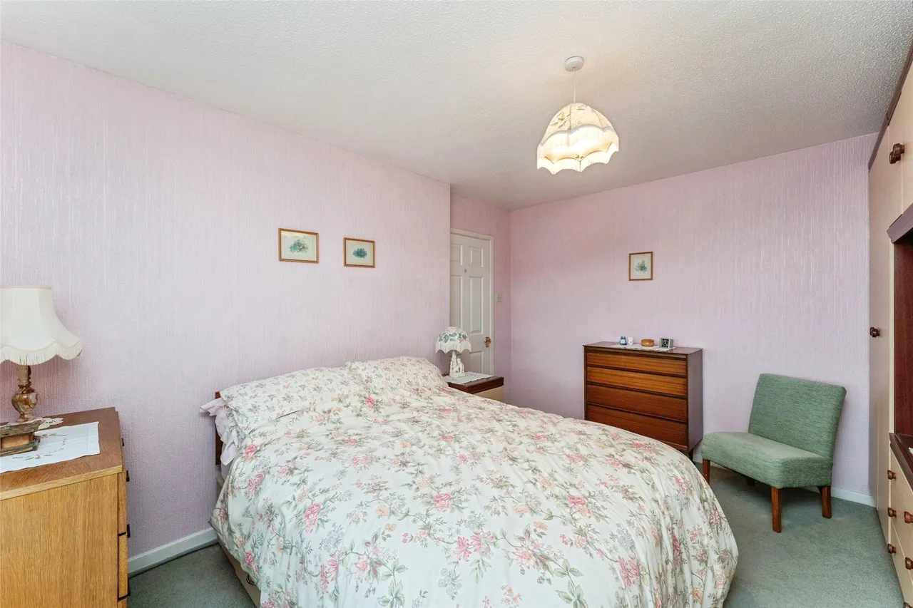 Chestnut Avenue, Great Sutton, CH66, photo 15