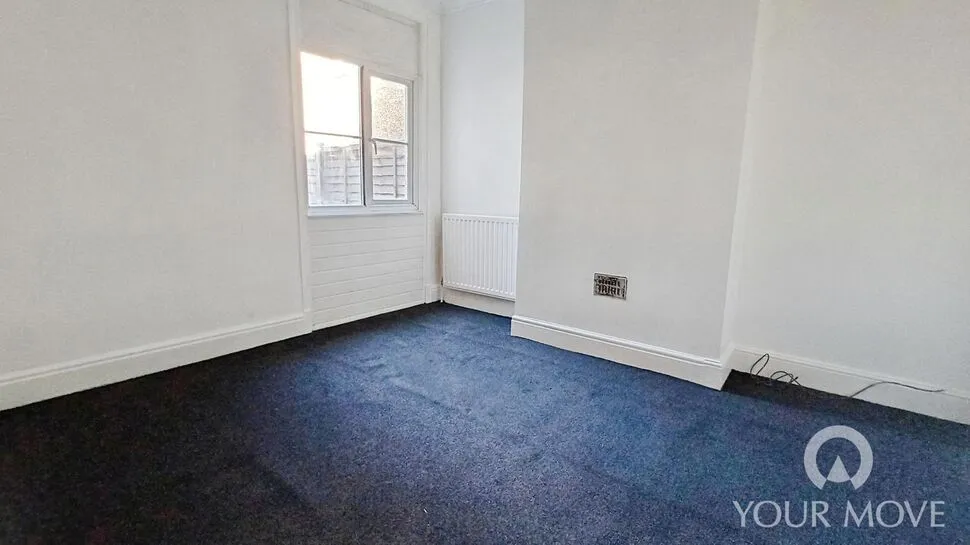 Wrotham Road, Gravesend, Kent, DA11, photo 3