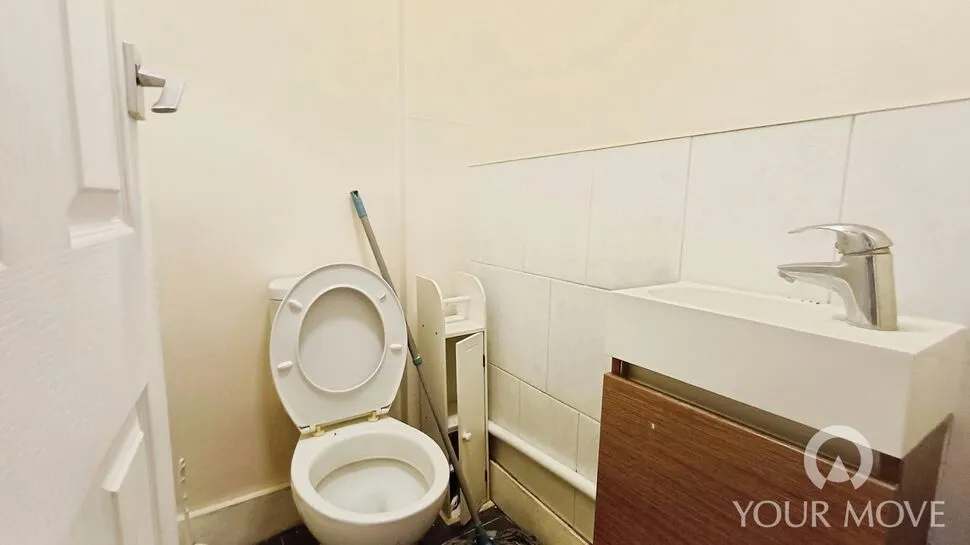 Wrotham Road, Gravesend, Kent, DA11, photo 5