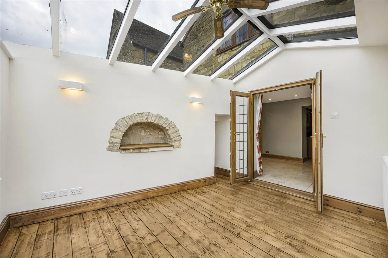 Shipton Oliffe, Cheltenham, GL54, photo 35
