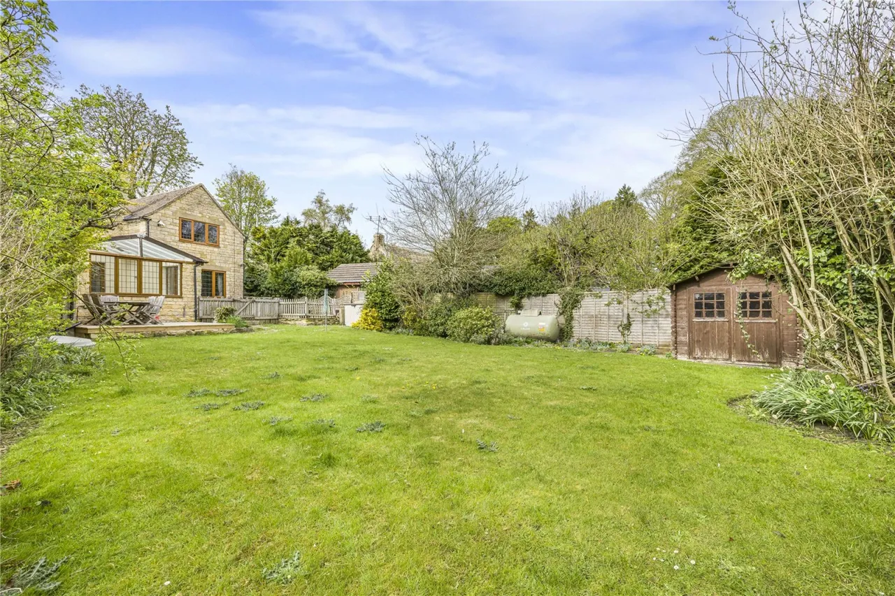 Shipton Oliffe, Cheltenham, GL54, photo 17