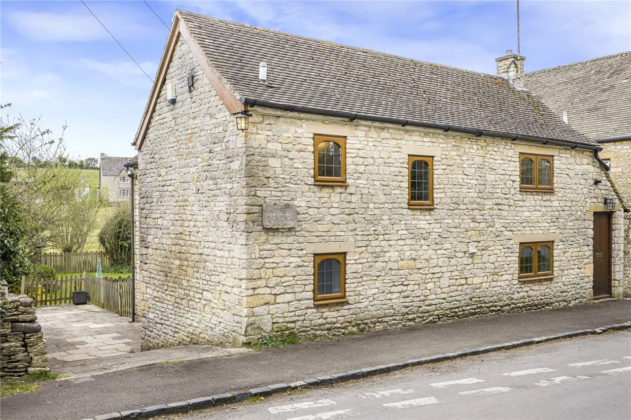 Shipton Oliffe, Cheltenham, GL54, photo 32