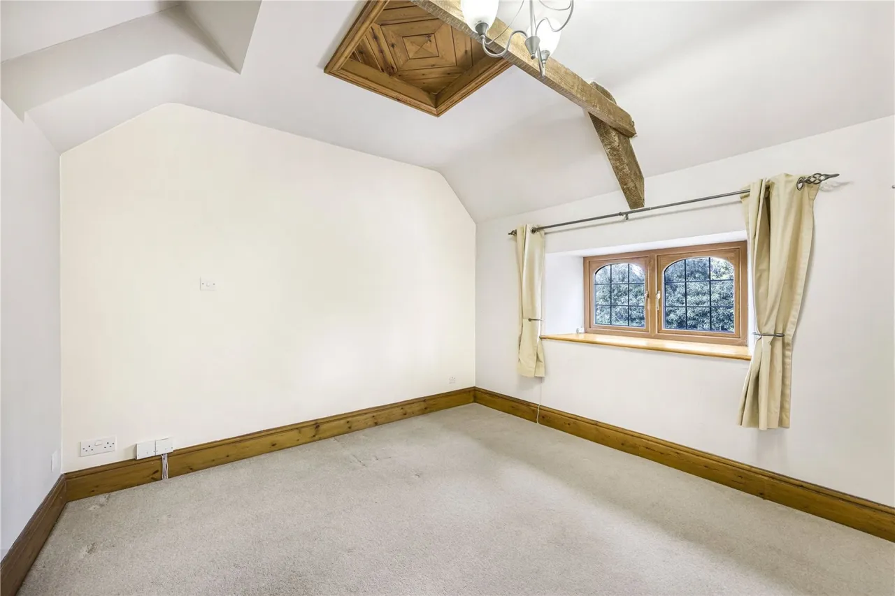 Shipton Oliffe, Cheltenham, GL54, photo 8