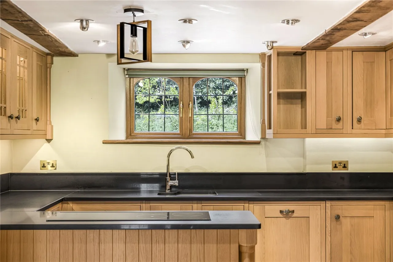 Shipton Oliffe, Cheltenham, GL54, photo 26