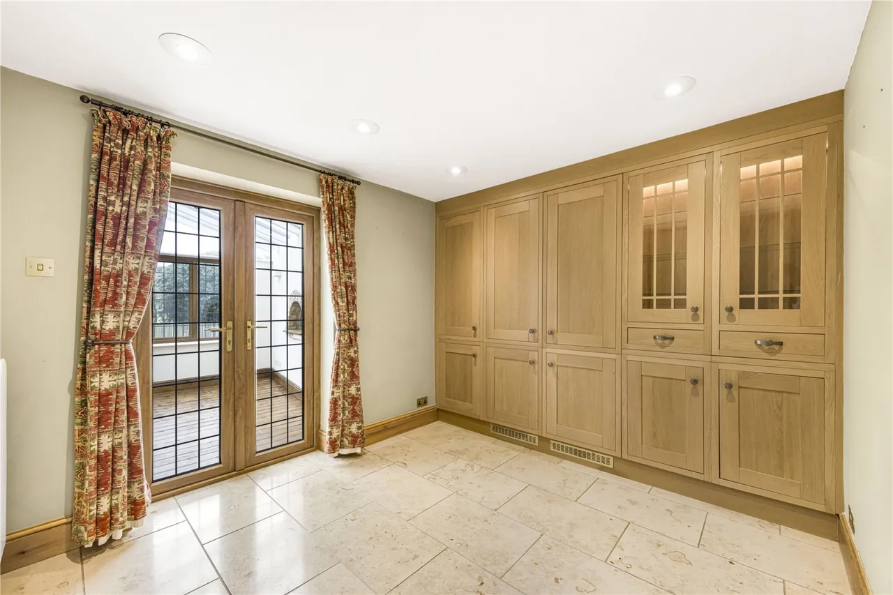 Shipton Oliffe, Cheltenham, GL54, photo 6