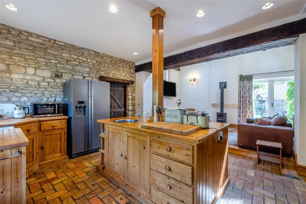 Peterborough Road, Ailsworth, PE5, photo 16