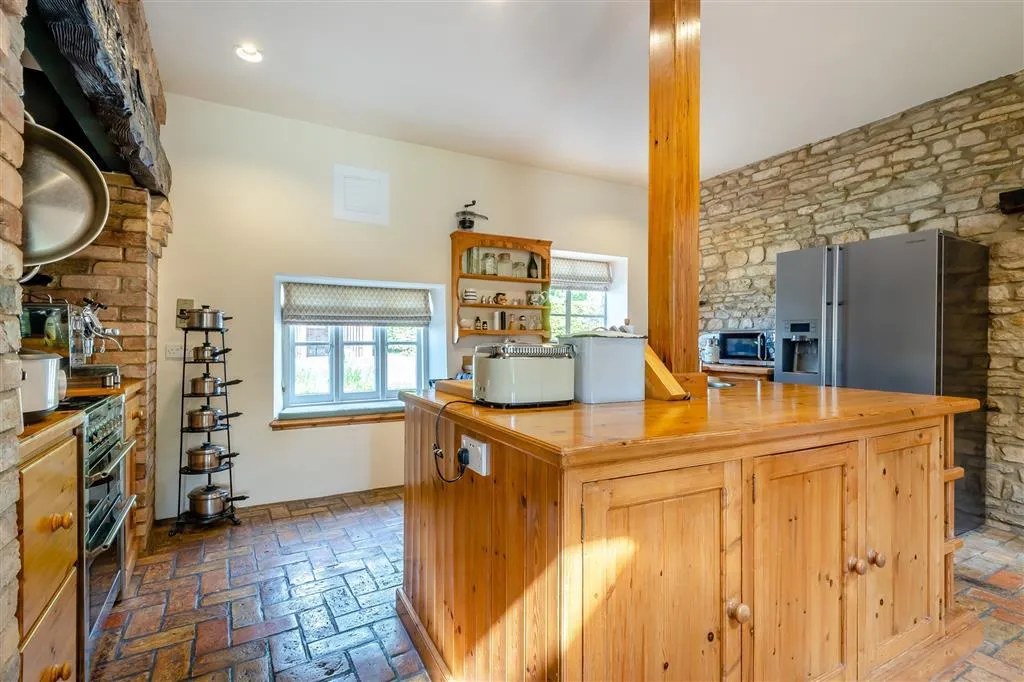 Peterborough Road, Ailsworth, PE5, photo 15