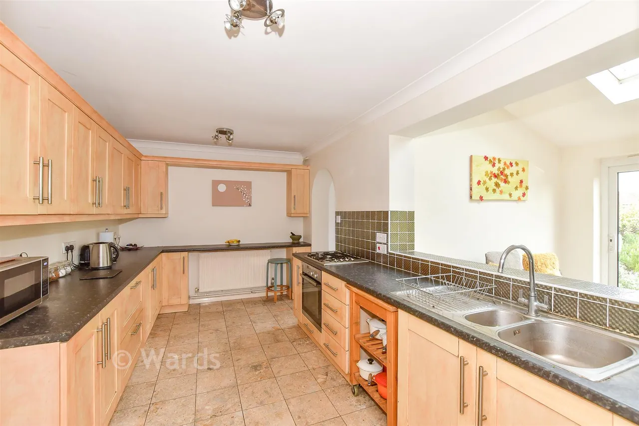 Summerfield Avenue, Whitstable, CT5, photo 4