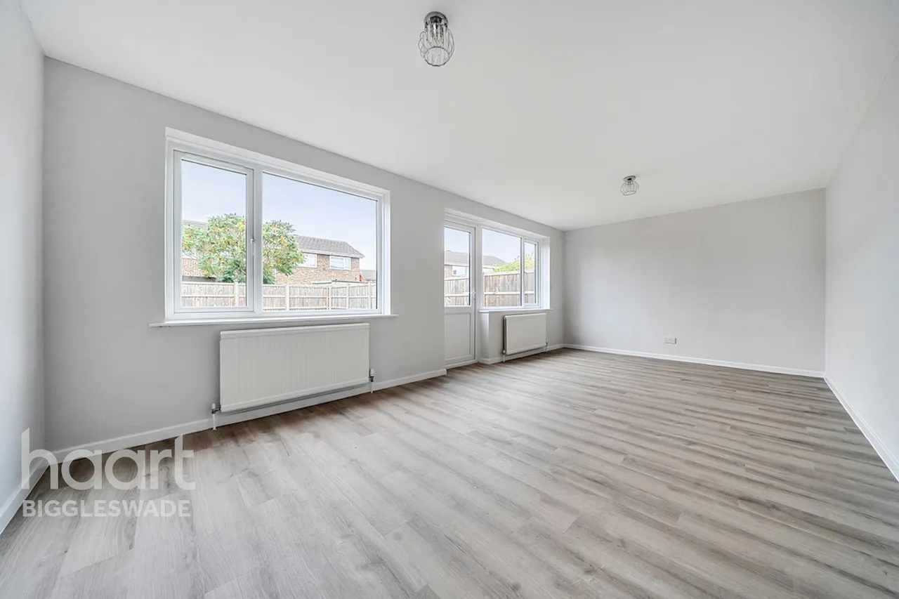 Maple Close, Biggleswade, SG18, photo 4