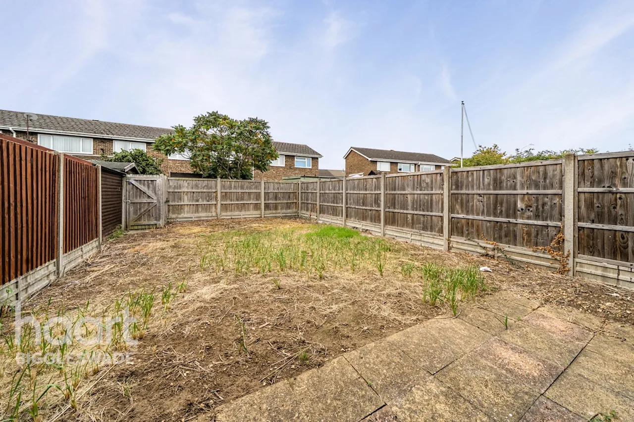 Maple Close, Biggleswade, SG18, photo 11