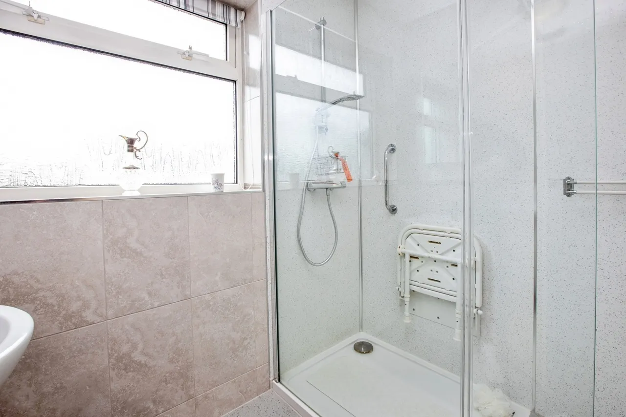 Chancery Close, SUTTON-IN-ASHFIELD, Nottinghamshire, NG17, photo 15