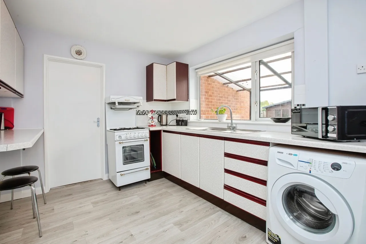 Chancery Close, SUTTON-IN-ASHFIELD, Nottinghamshire, NG17, photo 8