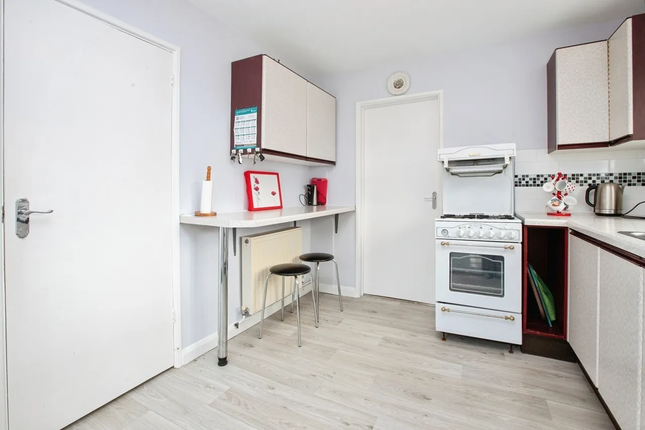 Chancery Close, SUTTON-IN-ASHFIELD, Nottinghamshire, NG17, photo 9