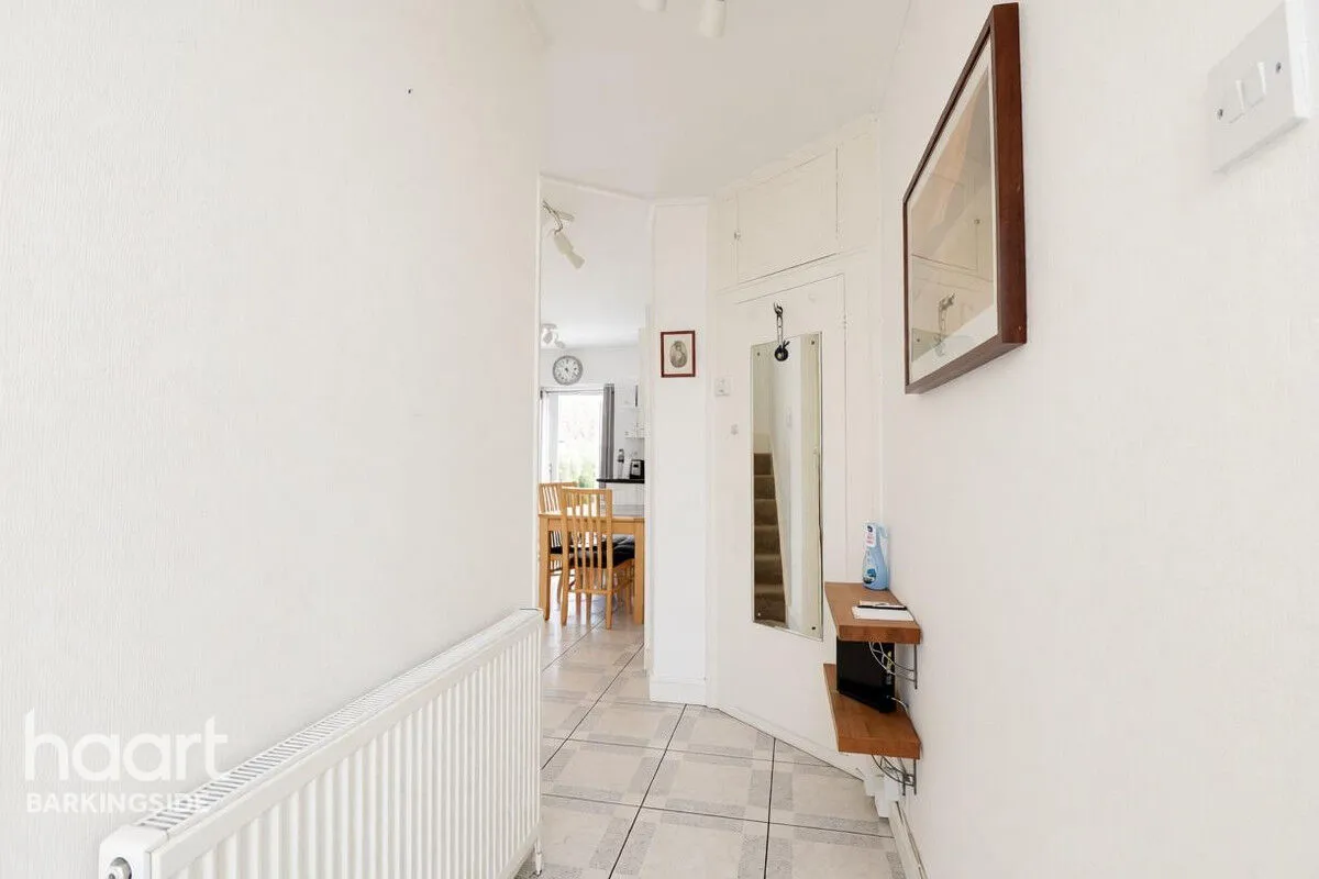 Ashley Avenue, Barkingde, IG6, photo 8