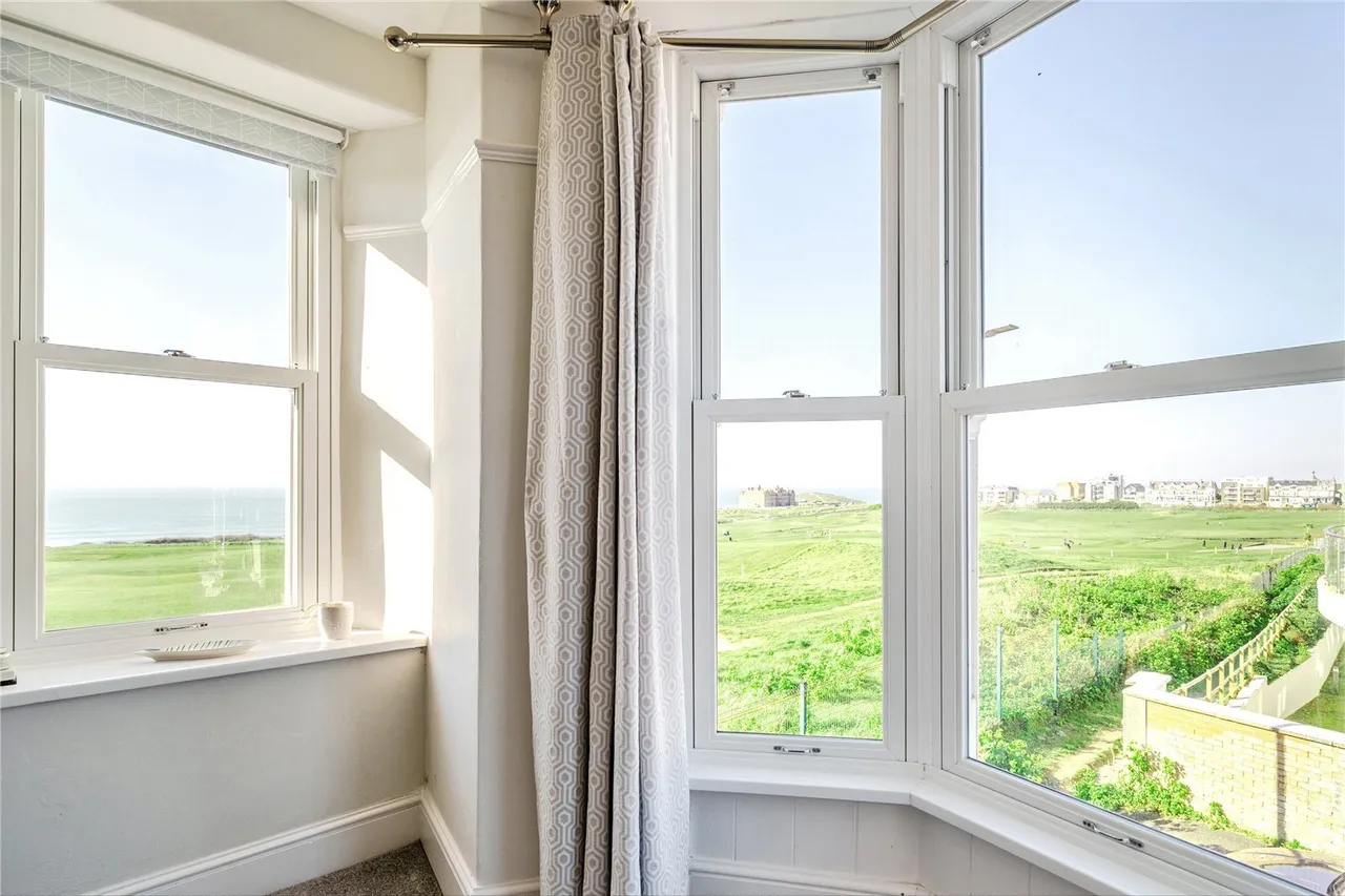 Golf Terrace, Newquay, TR7, photo 3