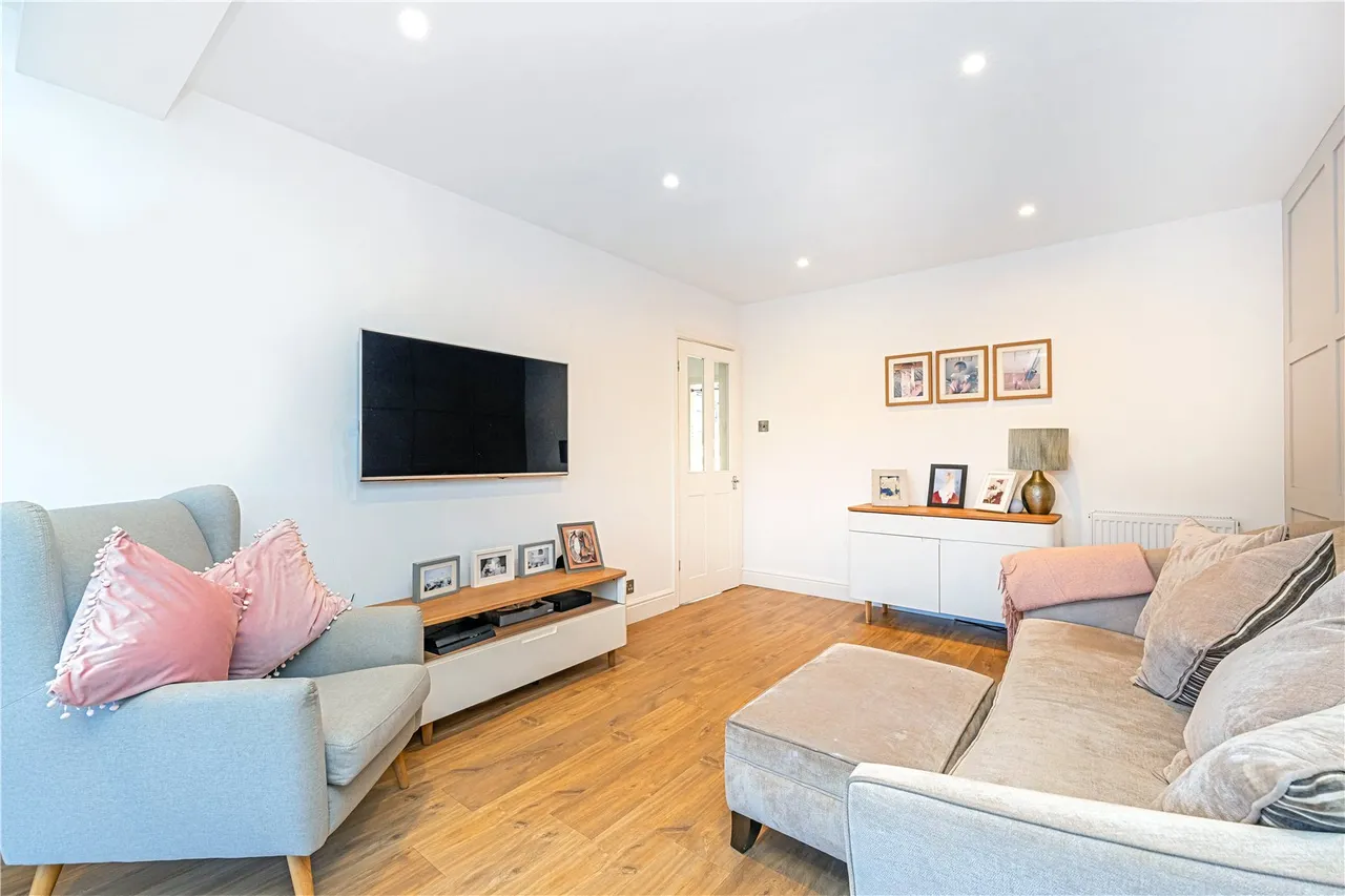 Warren Road, Twickenham, TW2 7DL, photo 4