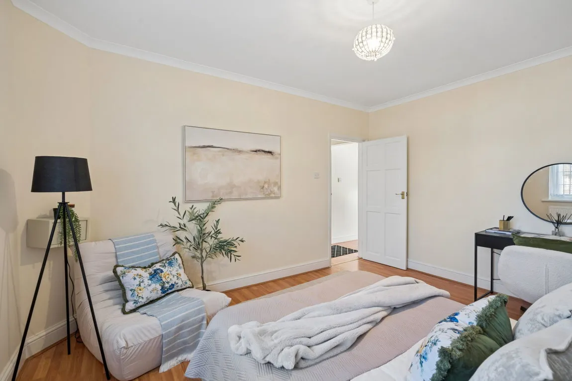 Downs Avenue, Pinner, HA5, photo 8