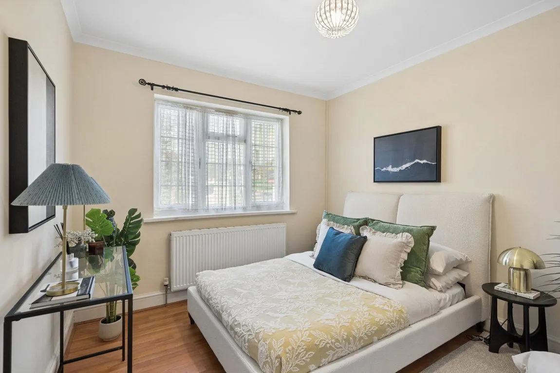 Downs Avenue, Pinner, HA5, photo 13