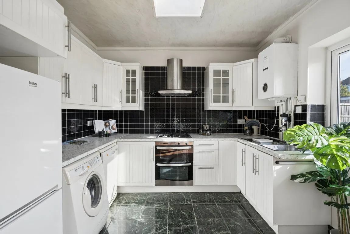 Downs Avenue, Pinner, HA5, photo 4