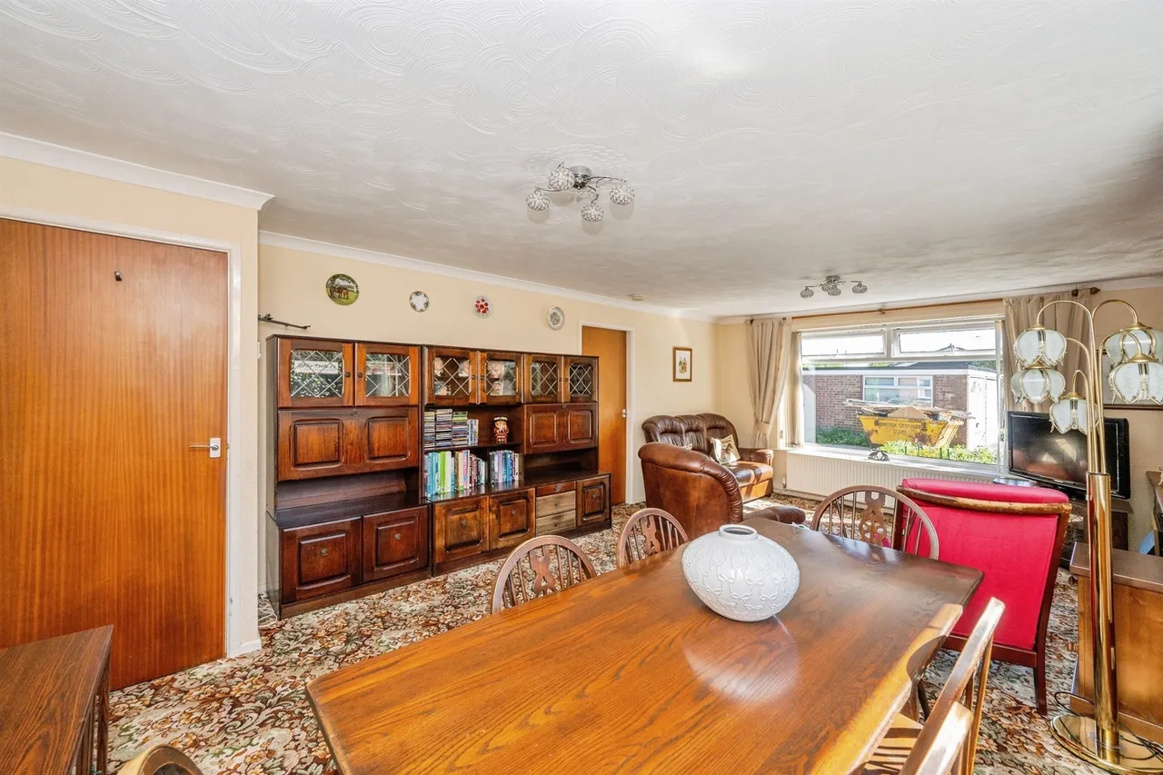 St. Michaels Close, Alvaston, DE24, photo 10