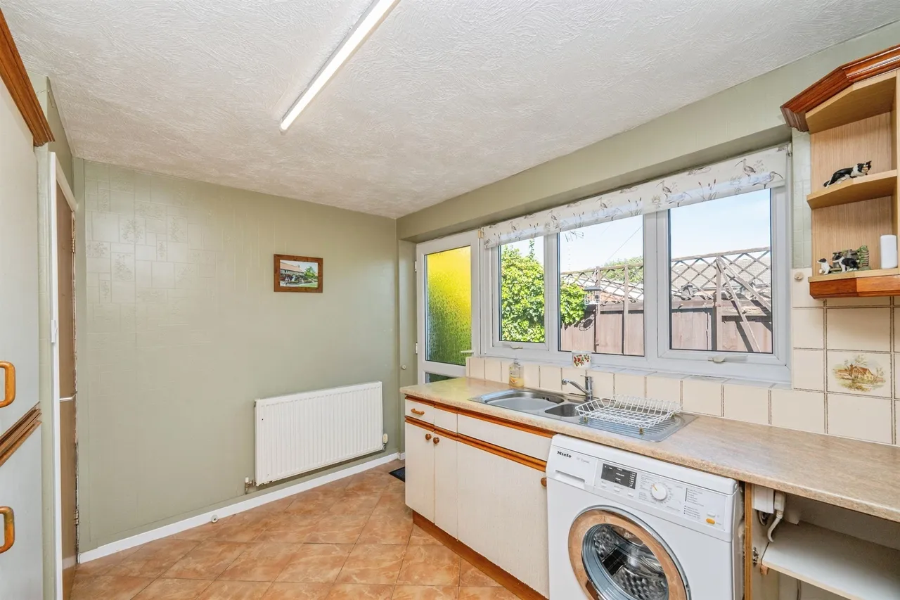 St. Michaels Close, Alvaston, DE24, photo 4