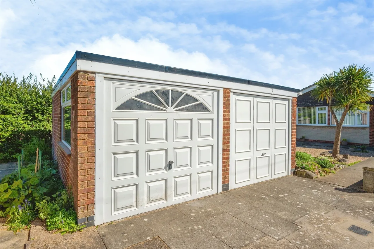 St. Michaels Close, Alvaston, DE24, photo 16