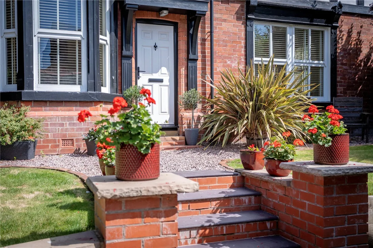 Weaste Lane, Thelwall, Warrington, Cheshire, WA4, photo 21